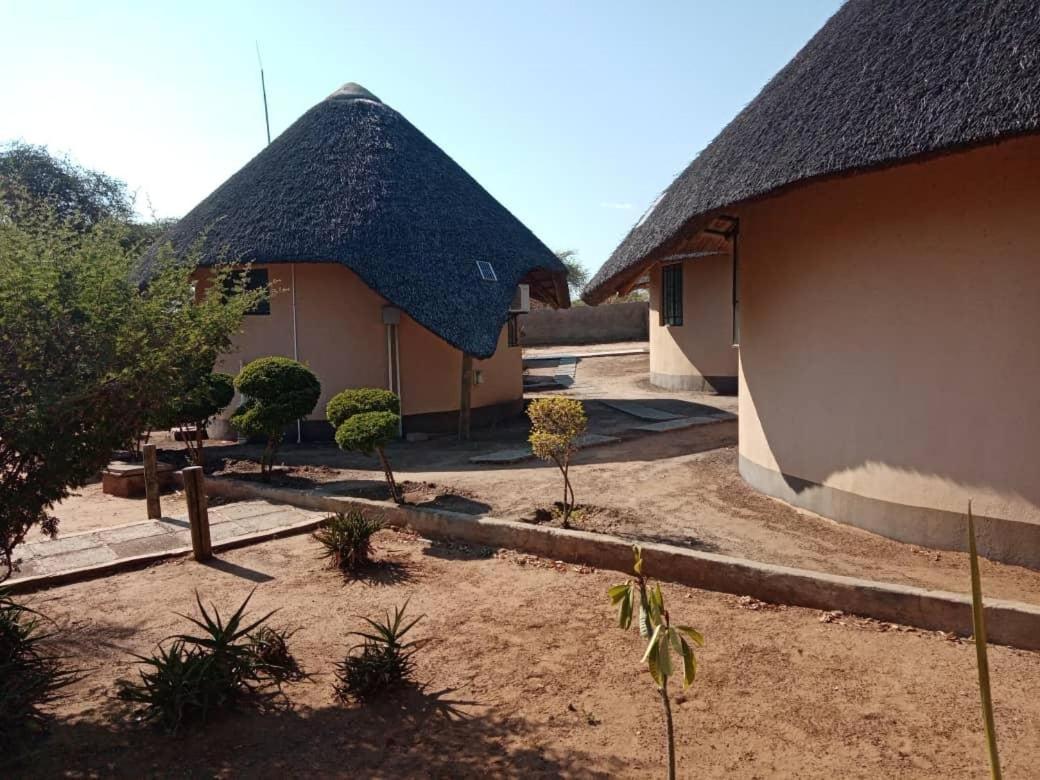 Nkanga Hotel Kasane Luaran gambar