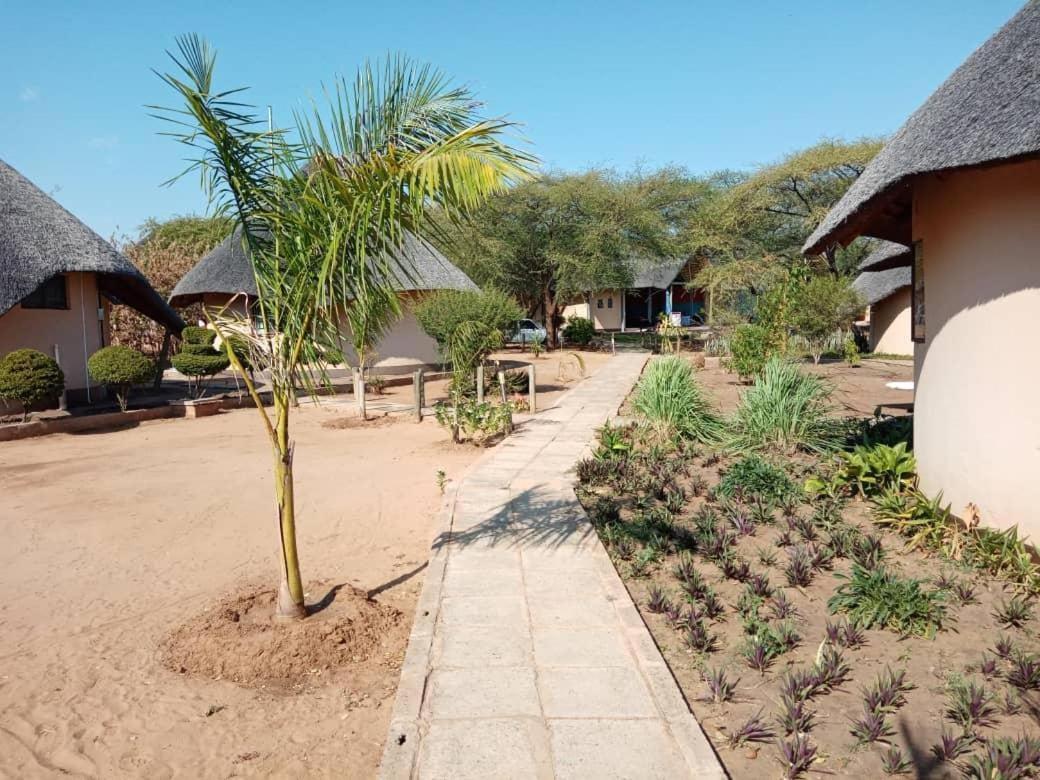 Nkanga Hotel Kasane Luaran gambar