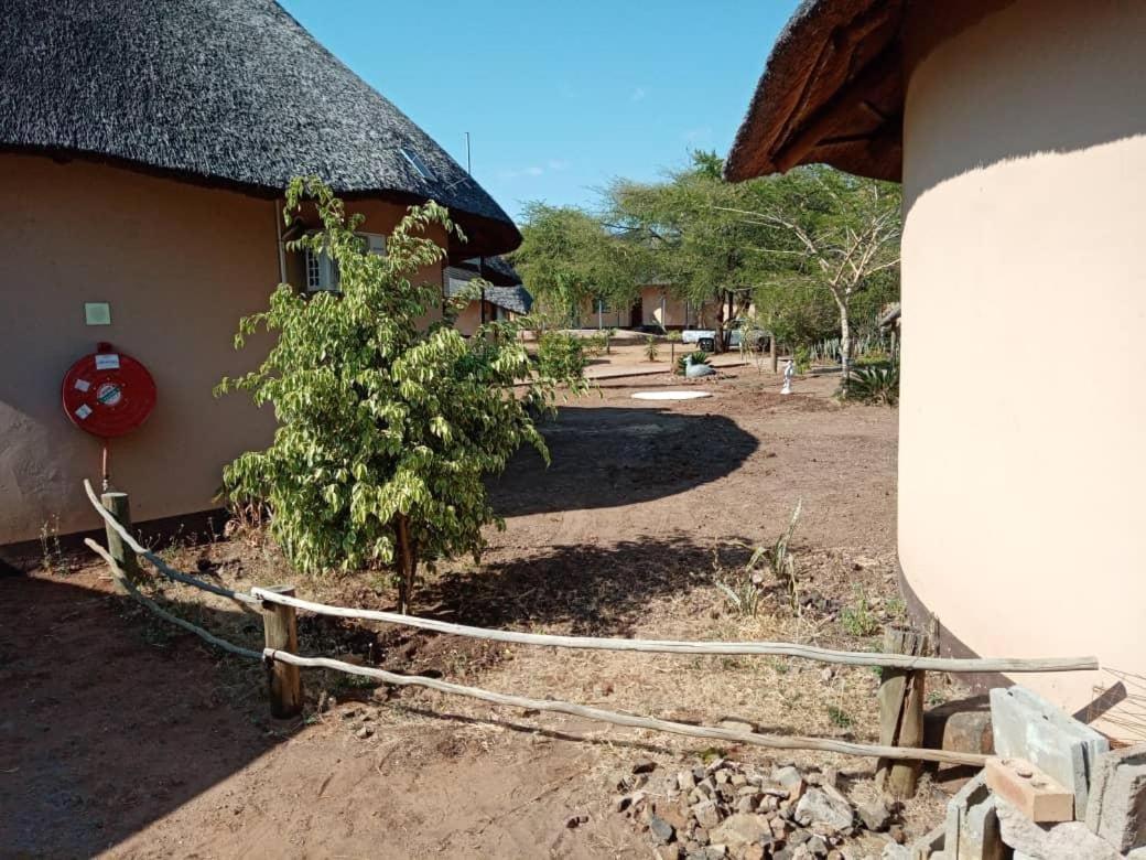 Nkanga Hotel Kasane Luaran gambar