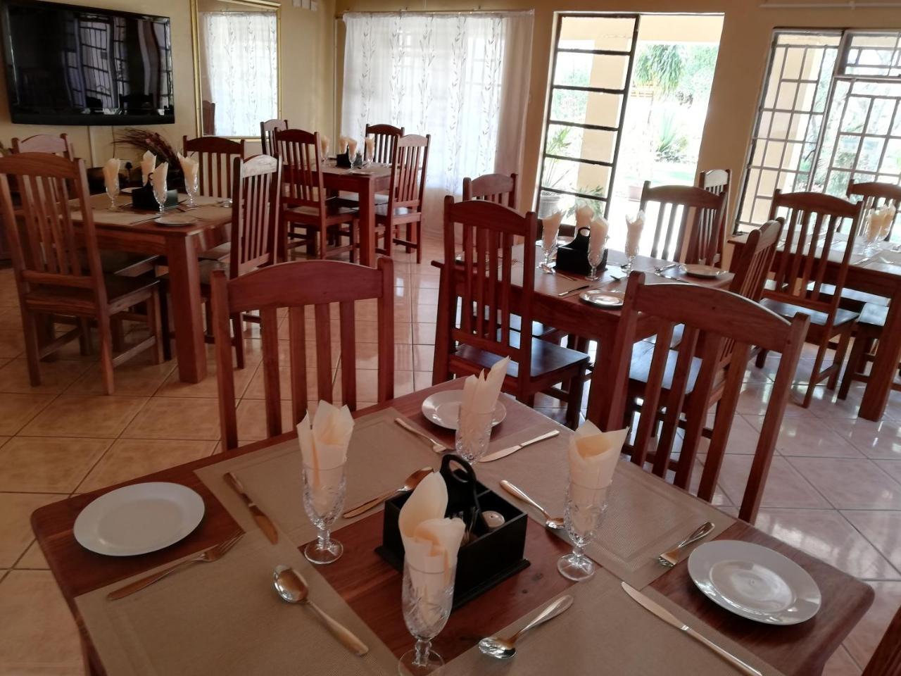 Nkanga Hotel Kasane Luaran gambar