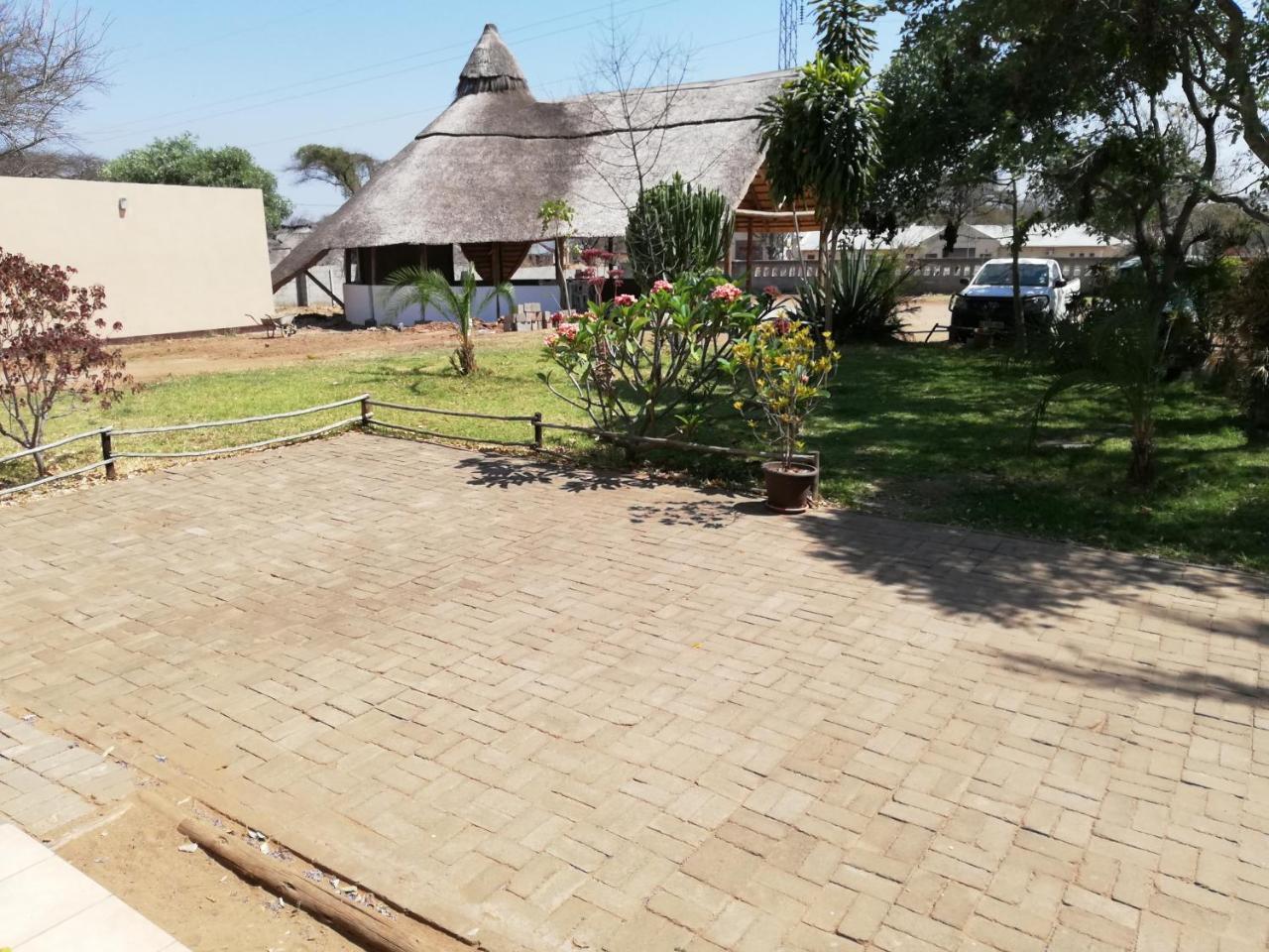 Nkanga Hotel Kasane Luaran gambar