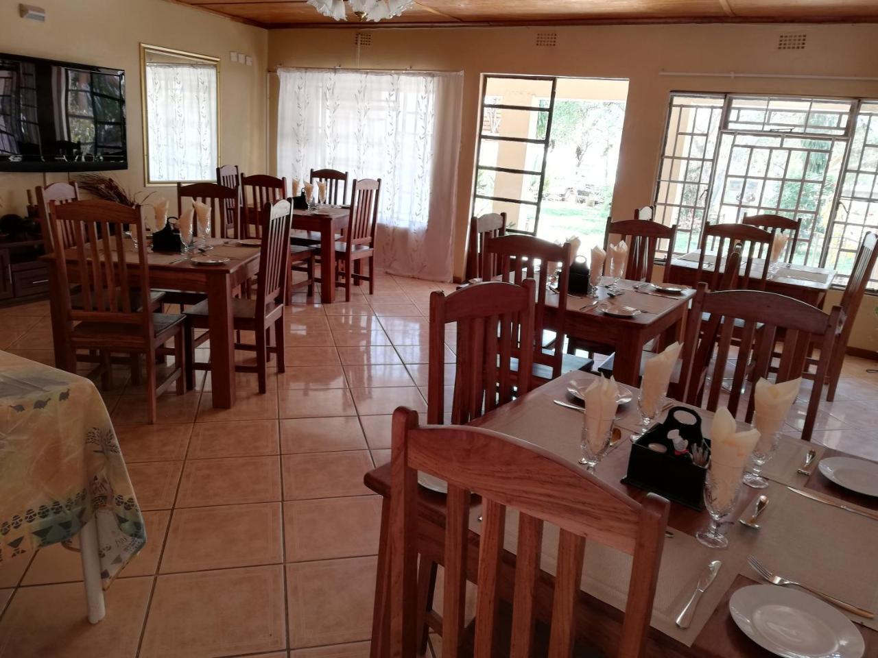 Nkanga Hotel Kasane Luaran gambar