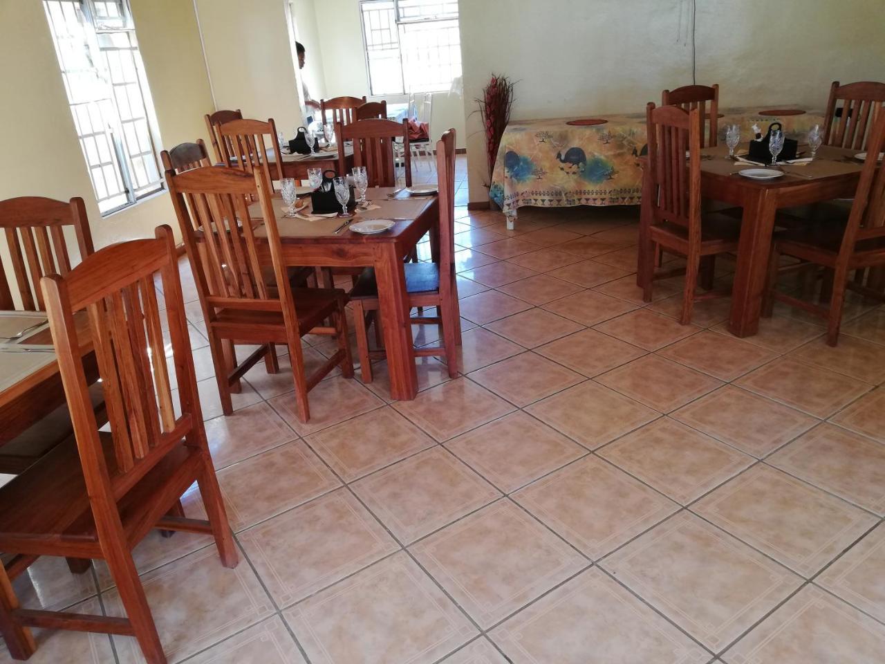 Nkanga Hotel Kasane Luaran gambar